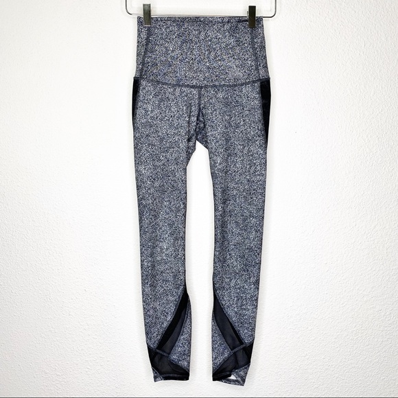 lululemon athletica Pants - Lululemon 3/4 Speckled Mesh Leggings
